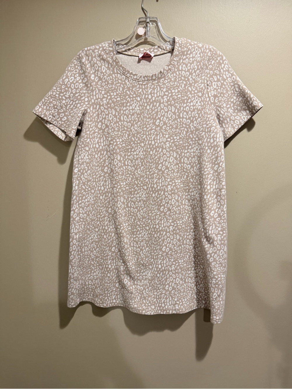 Women’s Short Sleeve Animal Print T- shirt dress - Beige